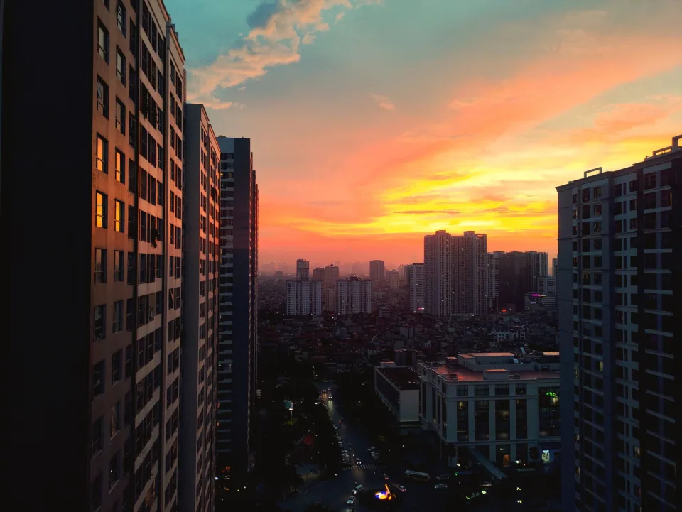 Phòng khách và phòng bếp